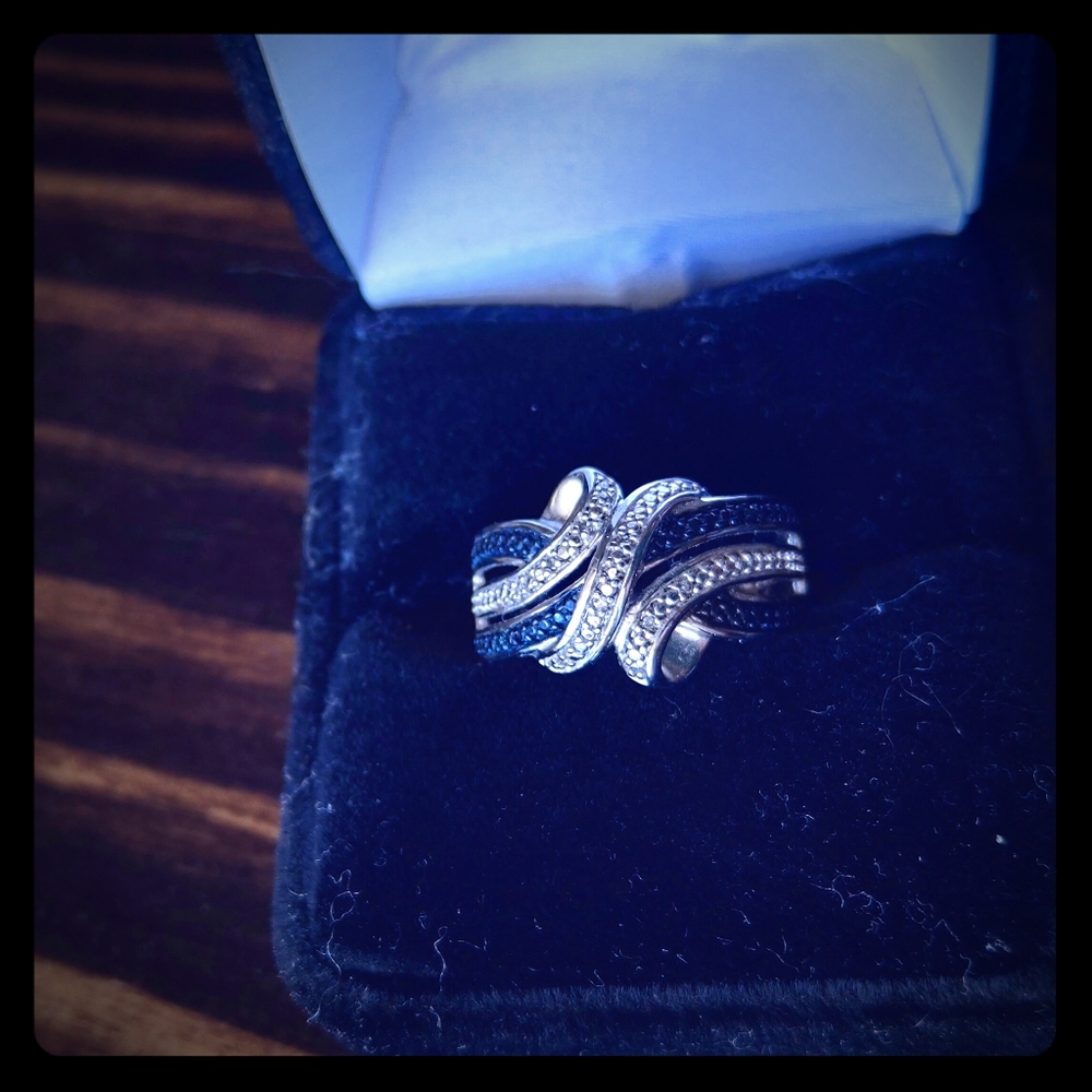 Zales size 7 sapphire and diamond ring silver